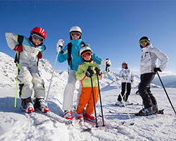 We offer you the best International Ski Holiday experience! 